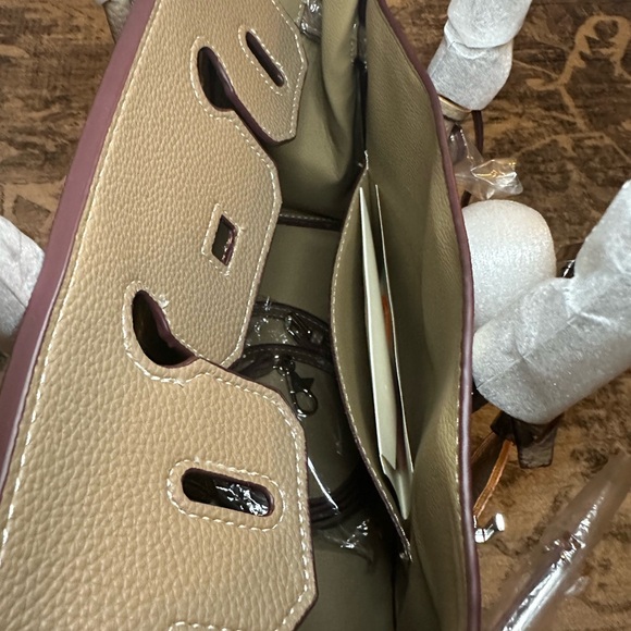 Elegant Patterned Satchel in Tan and Brown - Picture 6 of 6